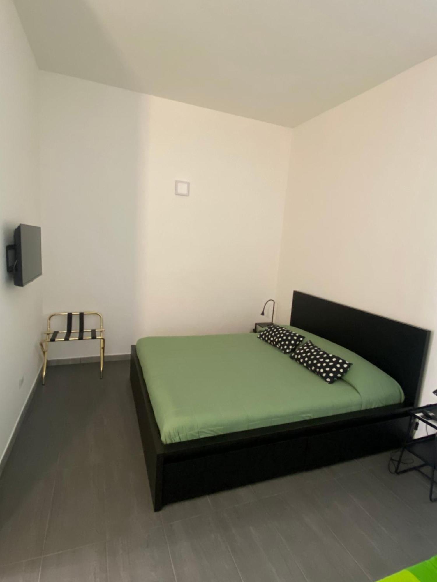 Crociferiholidayhome Catane Extérieur photo